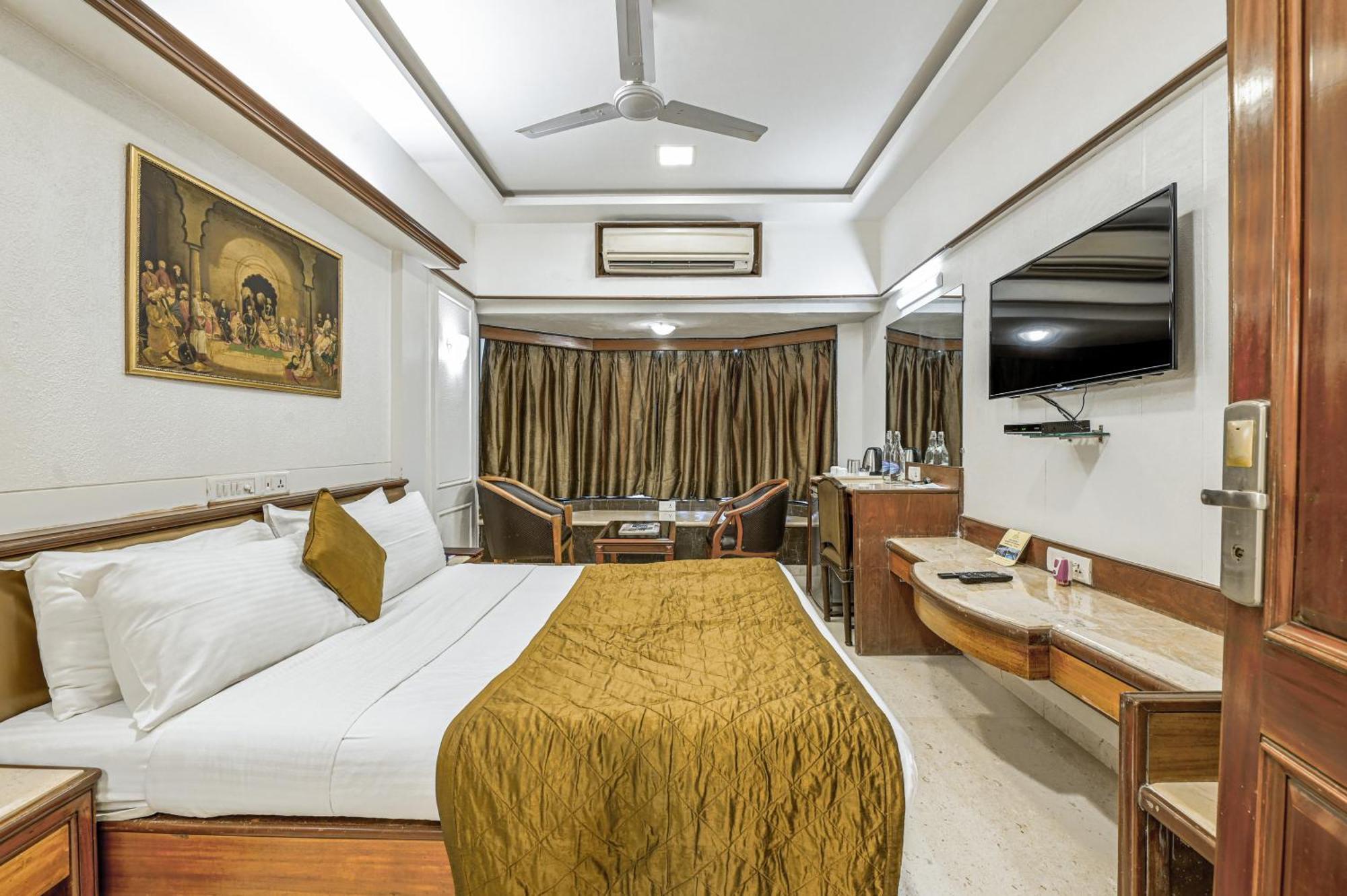 Hotel Regal Enclave Mumbai Exterior foto