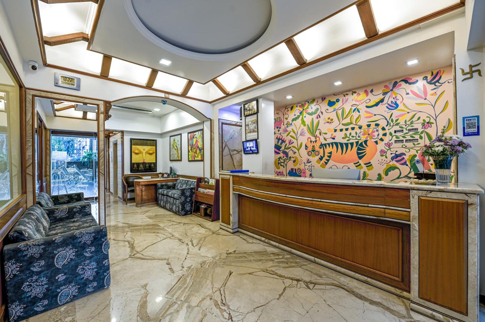 Hotel Regal Enclave Mumbai Exterior foto